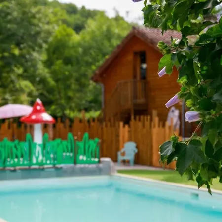 Zecamping 4 Pet Friendly Club Enfant Piscine Bar Et Restanrant La Bastide-de-Sérou
