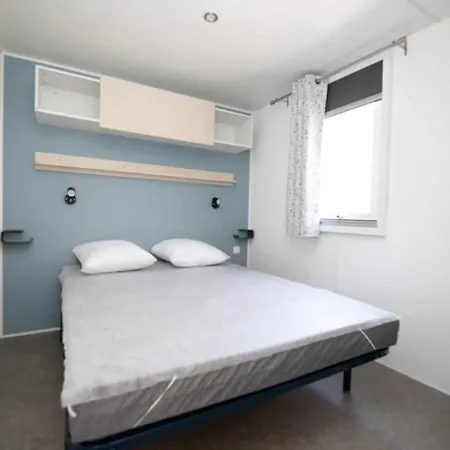 4 Etoiles - Piscine - Ccbadea *