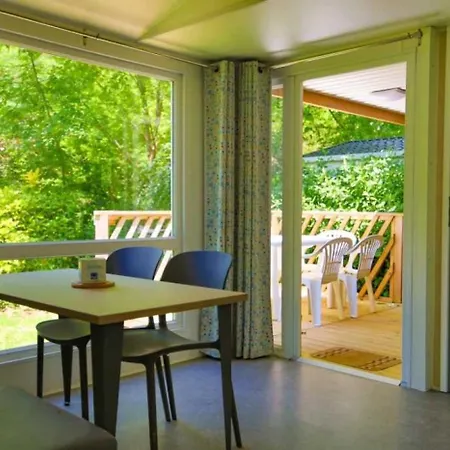 Campsite 4 Etoiles - Piscine - Ccbadea La Bastide-de-Serou