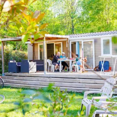 Campsite 4 Etoiles - Piscine - Ccbadea La Bastide-de-Serou