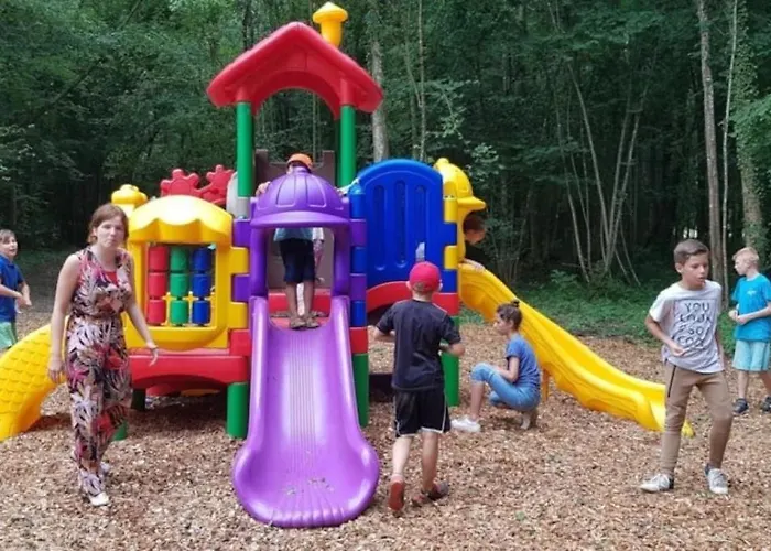 4 Etoiles - Piscine - Ccbadea Campingplads *