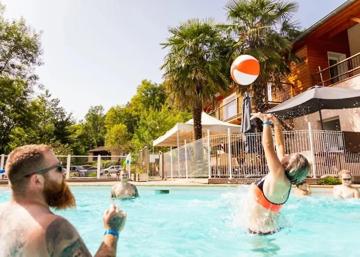 4 Etoiles - Piscine - Ccbadea Campingplads